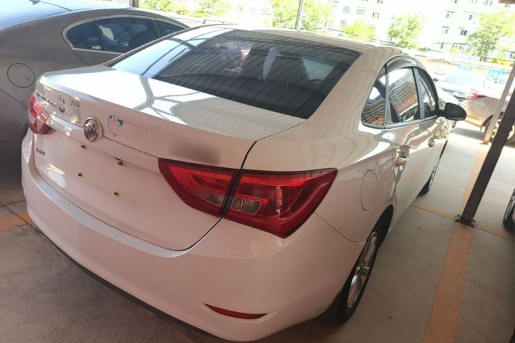 Used Buick GT 2016 15N Automatic Entry-Level Trim Rear Right 45 Deg