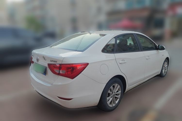 Used Buick GT 2016 15N Manual Entry-Level Trim Rear Right 45 Deg