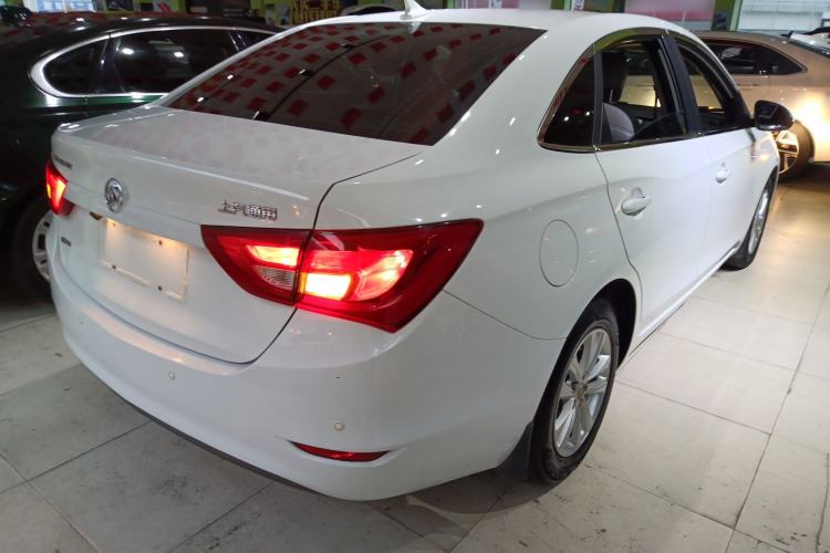 Used Buick GT 2016 15N Automatic Entry-Level Trim Rear Right 45 Deg