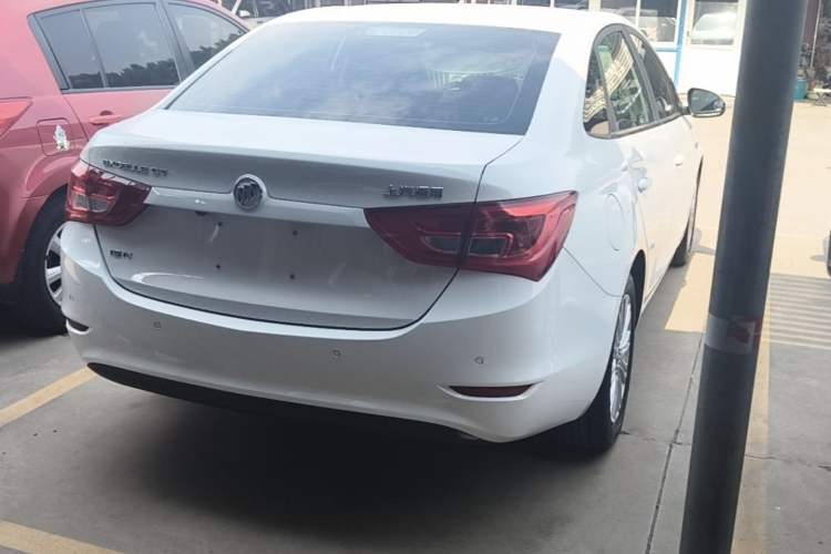 Used Buick GT 2016 15N Automatic Luxury Edition Rear Right 45 Deg