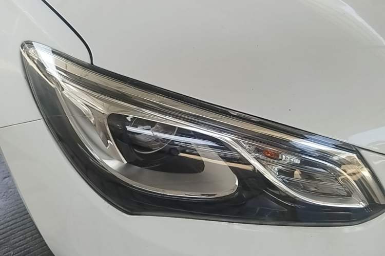 Used Buick GT 2016 15N Automatic Elite Edition Right Front Headlight
