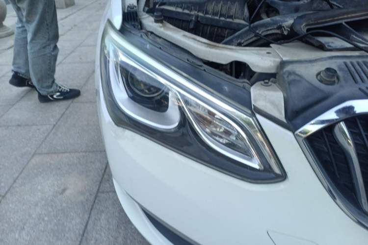 Used Buick GT 2016 15N Automatic Elite Edition Right Front Headlight