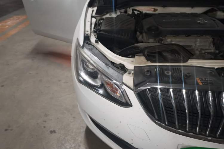 Used Buick GT 2016 15N Automatic Entry-Level Trim Right Front Headlight