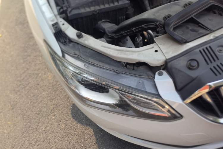 Used Buick GT 2016 15N Automatic Elite Edition Right Front Headlight