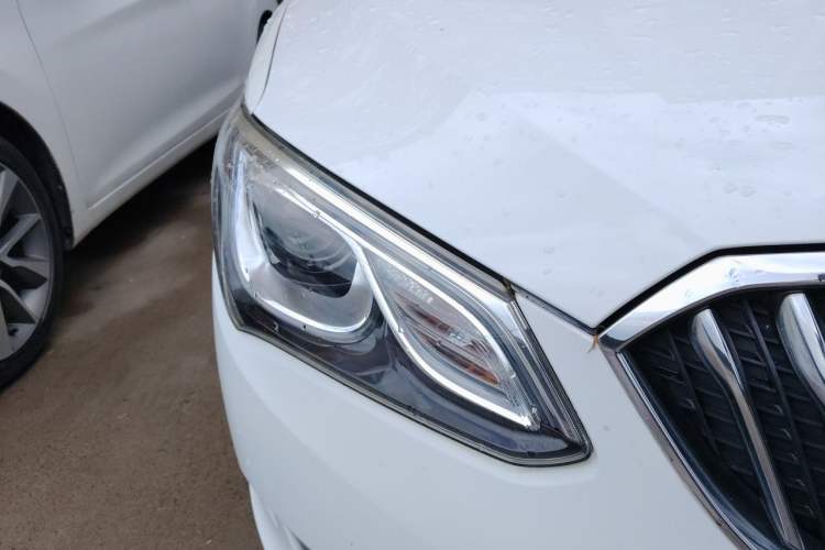 Used Buick GT 2016 15N Automatic Elite Edition Right Front Headlight