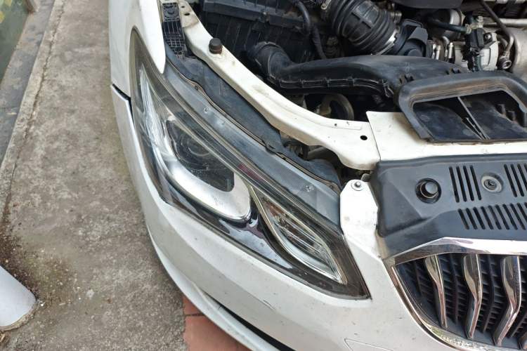 Used Buick GT 2016 18T Dual-Clutch Luxury Model Right Front Headlight