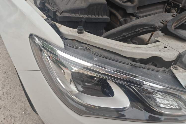 Used Buick GT 2016 15N Manual Elite Edition Right Front Headlight