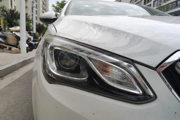 Used Buick GT 2016 15N Automatic Elite Edition Right Front Headlight