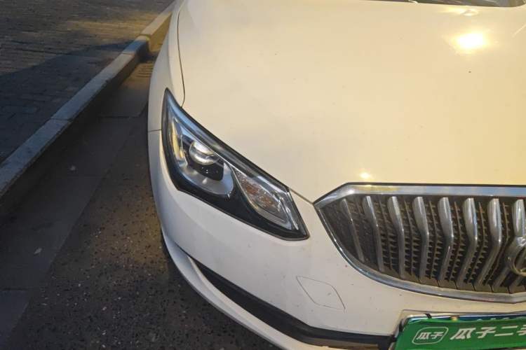Used Buick GT 2016 15N Automatic Entry-Level Trim Right Front Headlight