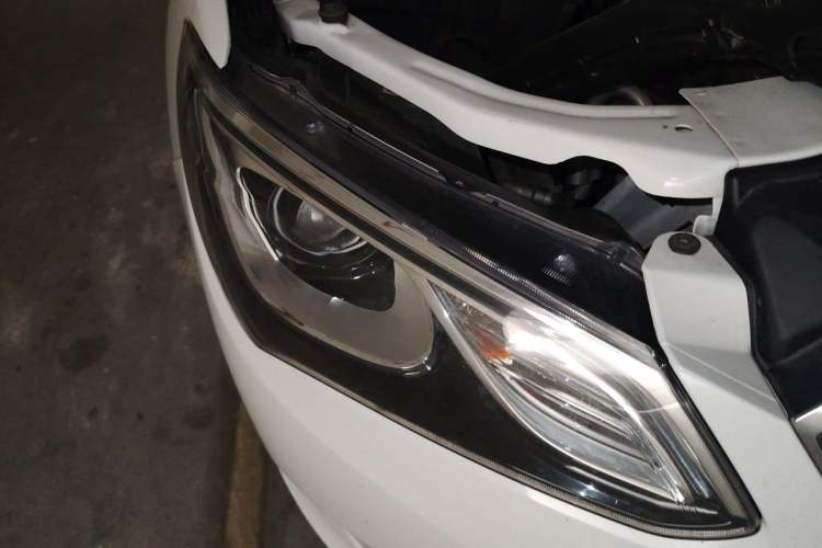 Used Buick GT 2016 15N Automatic Elite Edition Right Front Headlight