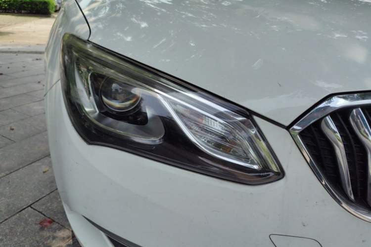 Used Buick GT 2016 15N Automatic Elite Edition Right Front Headlight