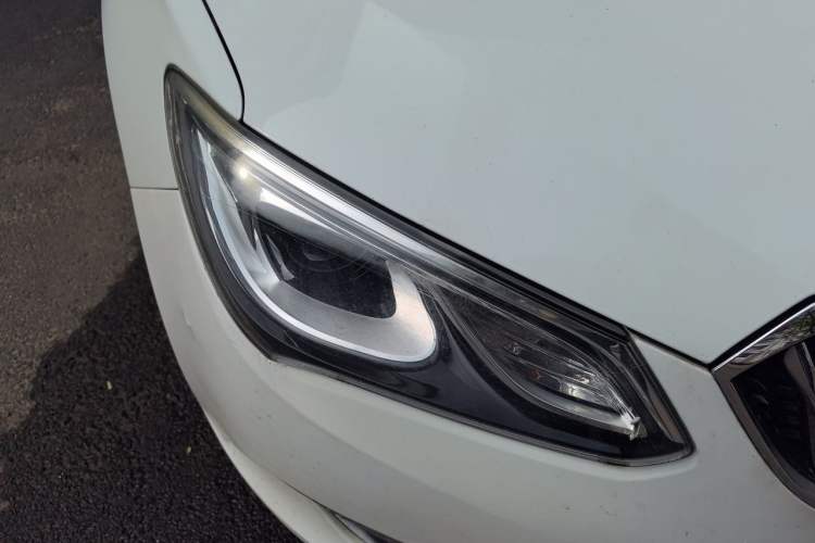 Used Buick GT 2016 15N Automatic Elite Edition Right Front Headlight