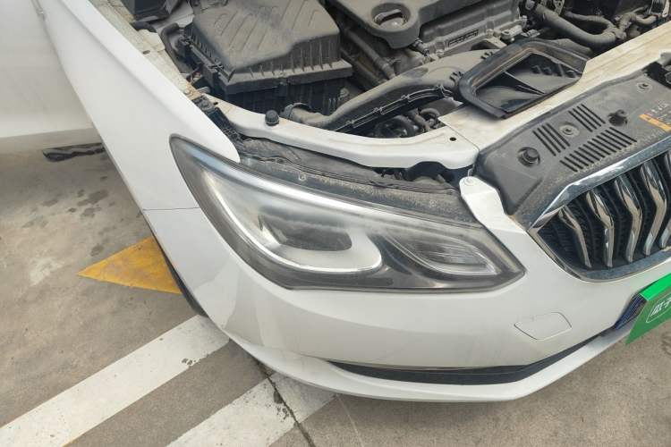 Used Buick GT 2016 15N Automatic Elite Edition Right Front Headlight