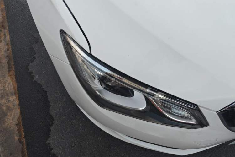 Used Buick GT 2016 15N Automatic Entry-Level Trim Right Front Headlight