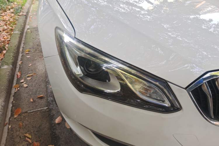 Used Buick GT 2016 15N Automatic Elite Edition Right Front Headlight