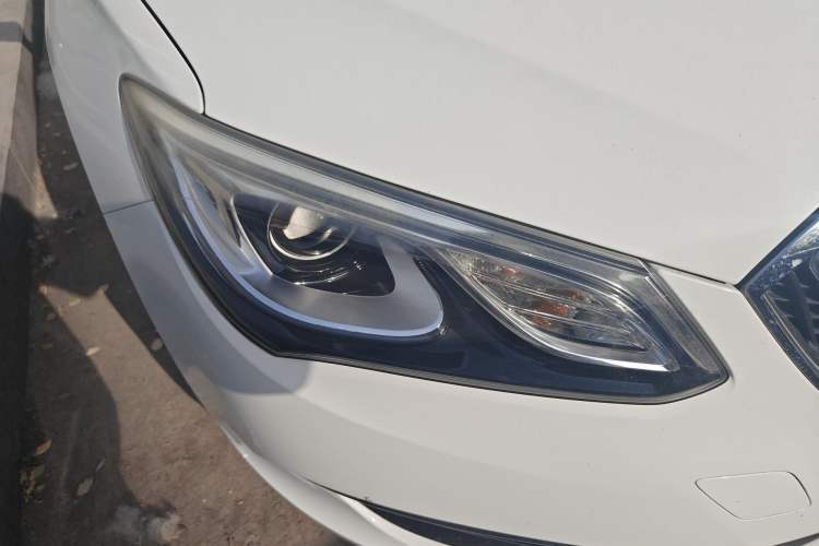 Used Buick GT 2016 15N Automatic Elite Edition Right Front Headlight