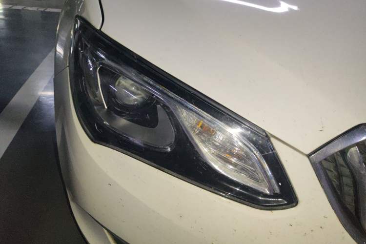 Used Buick GT 2016 18T Dual-Clutch Elite Model Right Front Headlight
