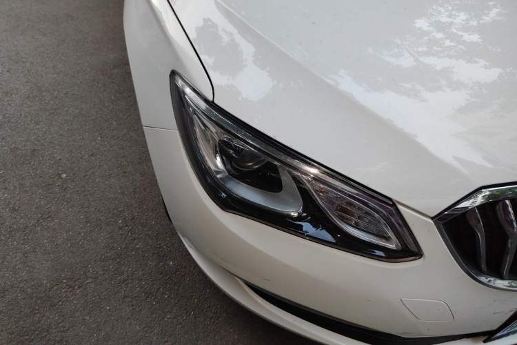 Used Buick GT 2016 15N Automatic Elite Edition Right Front Headlight