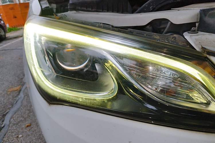 Used Buick GT 2016 15N Manual Elite Edition Right Front Headlight