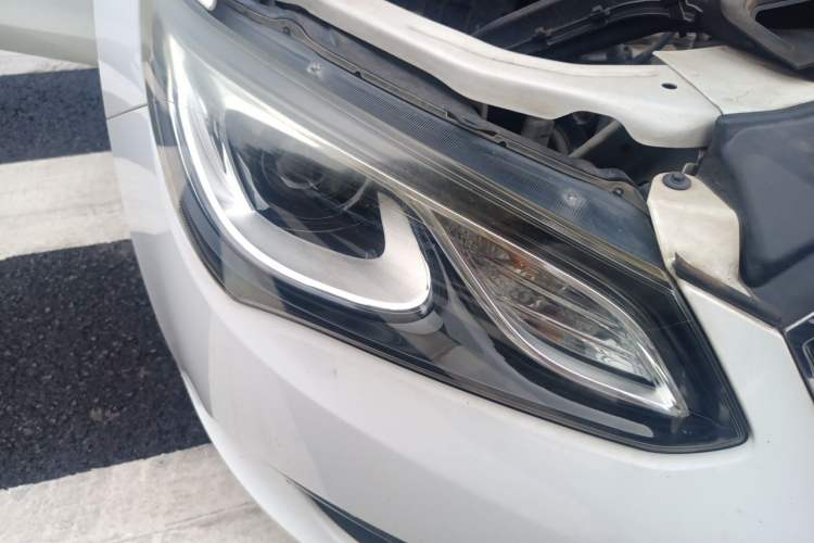 Used Buick GT 2016 15N Manual Luxury Version Right Front Headlight