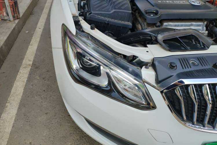 Used Buick GT 2016 15N Automatic Elite Edition Right Front Headlight