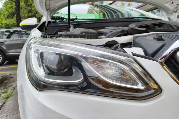 Used Buick GT 2016 15N Manual Elite Edition Right Front Headlight