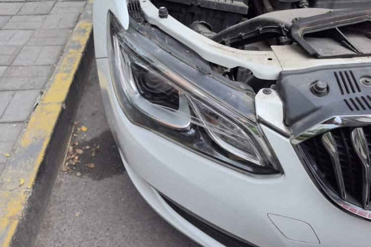 Used Buick GT 2016 15N Manual Elite Edition Right Front Headlight