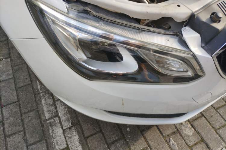 Used Buick GT 2016 15N Manual Entry-Level Trim Right Front Headlight