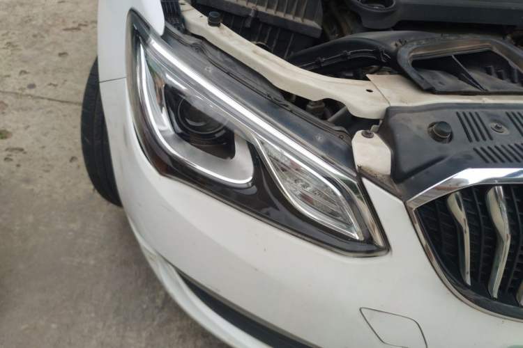 Used Buick GT 2016 15N Automatic Entry-Level Trim Right Front Headlight