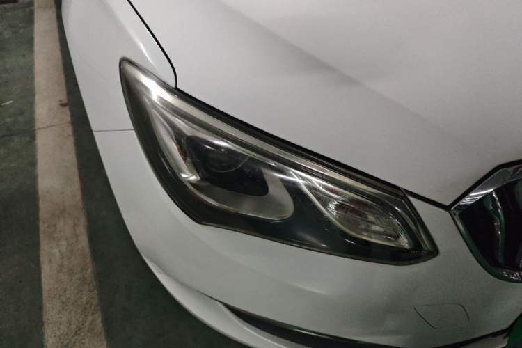 Used Buick GT 2016 15N Automatic Elite Edition Right Front Headlight