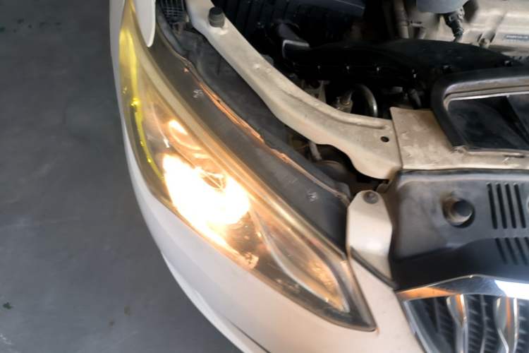 Used Buick GT 2016 15N Automatic Elite Edition Right Front Headlight