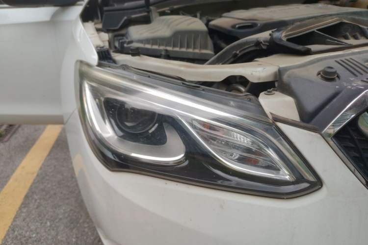 Used Buick GT 2016 15N Automatic Elite Edition Right Front Headlight