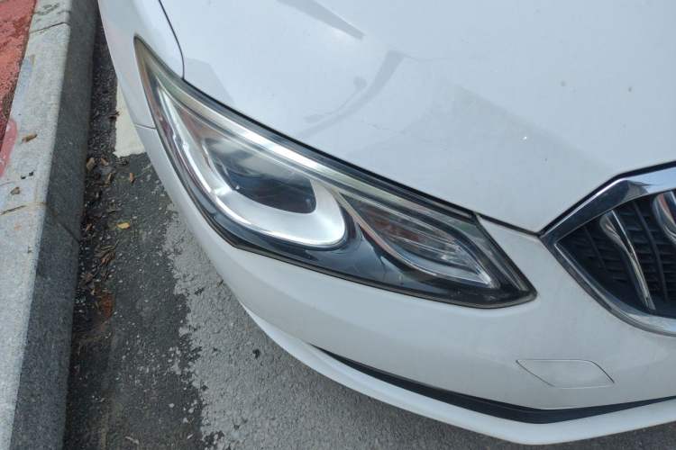 Used Buick GT 2016 15N Automatic Entry-Level Trim Right Front Headlight