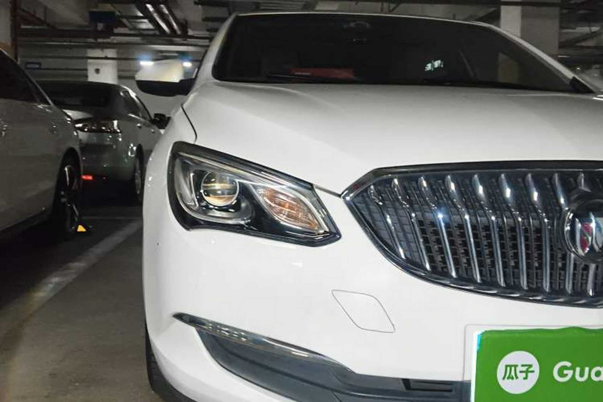 Used Buick GT 2016 15N Automatic Elite Edition Right Front Headlight