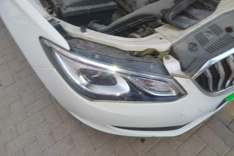 Used Buick GT 2016 15N Automatic Elite Edition Right Front Headlight