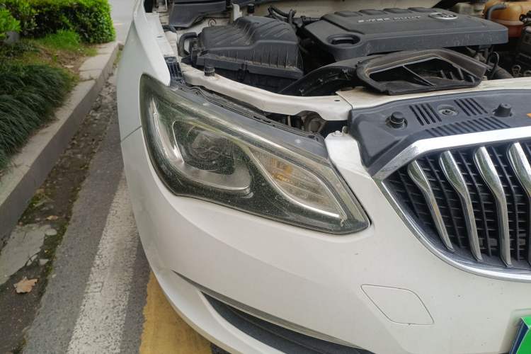 Used Buick GT 2016 15N Automatic Elite Edition Right Front Headlight