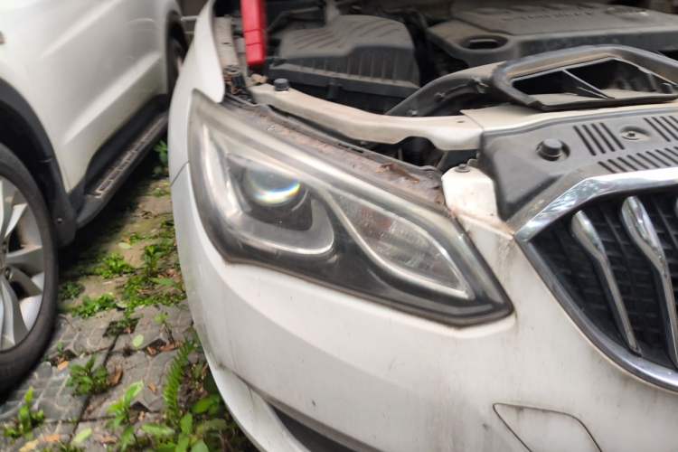 Used Buick GT 2016 15N Automatic Elite Edition Right Front Headlight