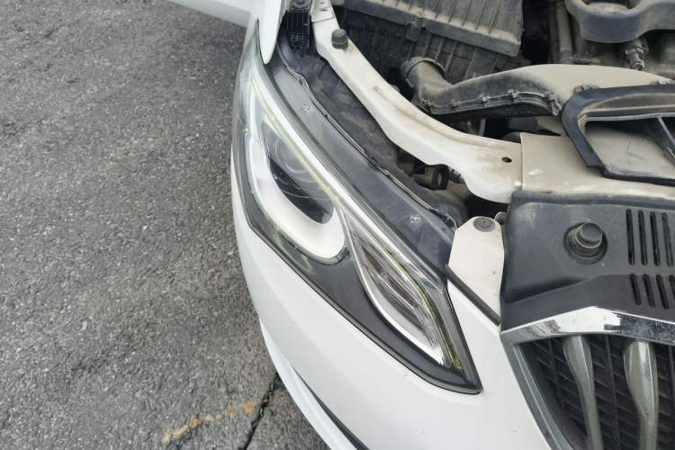 Used Buick GT 2016 15N Automatic Elite Edition Right Front Headlight