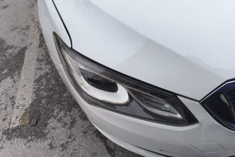 Used Buick GT 2016 15N Automatic Luxury Edition Right Front Headlight