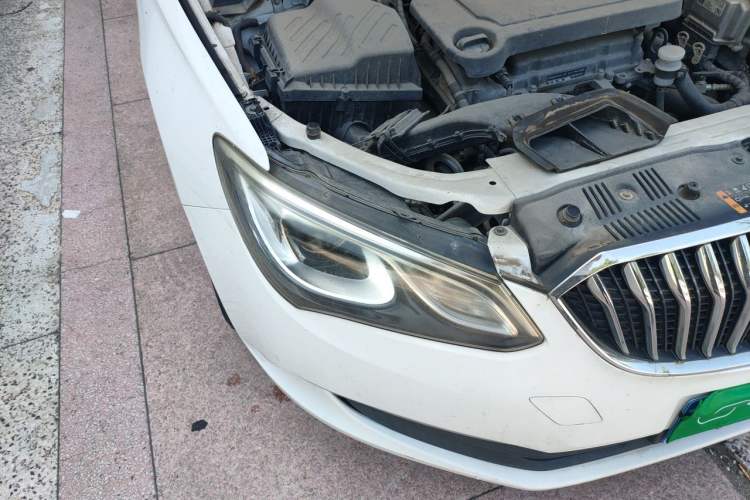 Used Buick GT 2016 15N Manual Elite Edition Right Front Headlight