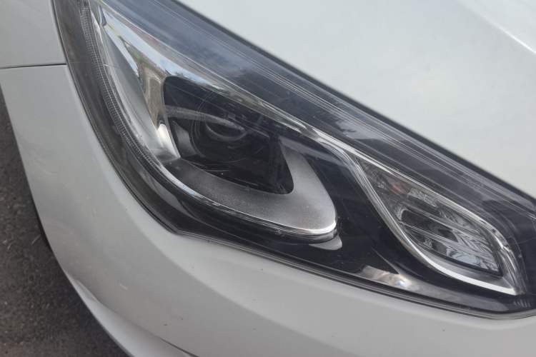 Used Buick GT 2016 15N Automatic Elite Edition Right Front Headlight
