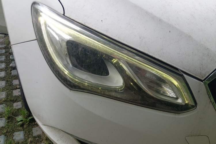 Used Buick GT 2016 15N Automatic Entry-Level Trim Right Front Headlight