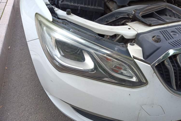 Used Buick GT 2016 15N Automatic Elite Edition Right Front Headlight