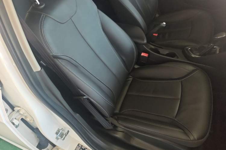 Used Buick GT 2016 15N Automatic Luxury Edition Right Front Seat