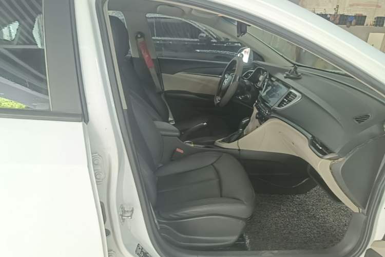 Used Buick GT 2016 15N Automatic Entry-Level Trim Right Front Seat