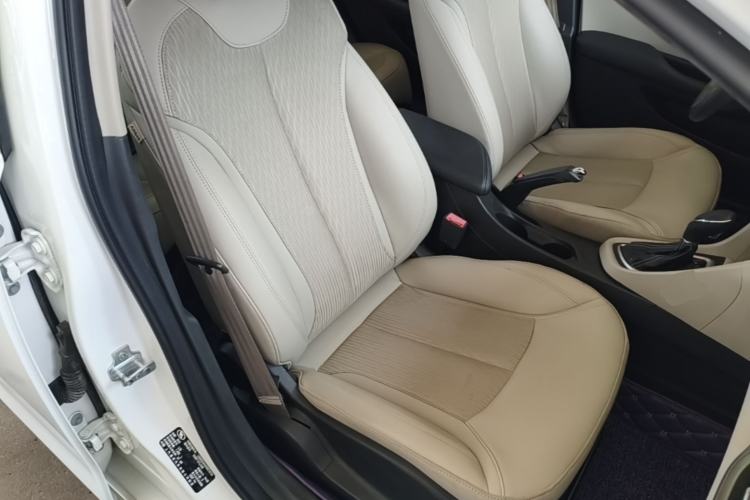 Used Buick GT 2016 15N Automatic Elite Edition Right Front Seat