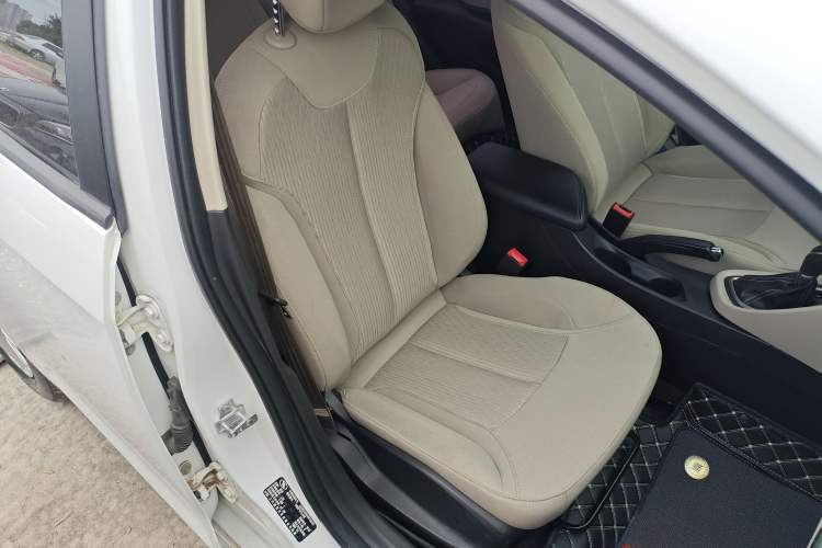 Used Buick GT 2016 15N Automatic Entry-Level Trim Right Front Seat