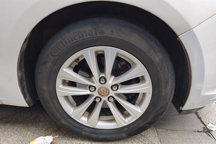 Used Buick GT 2016 15N Manual Entry-Level Trim Right Front Wheel Hub