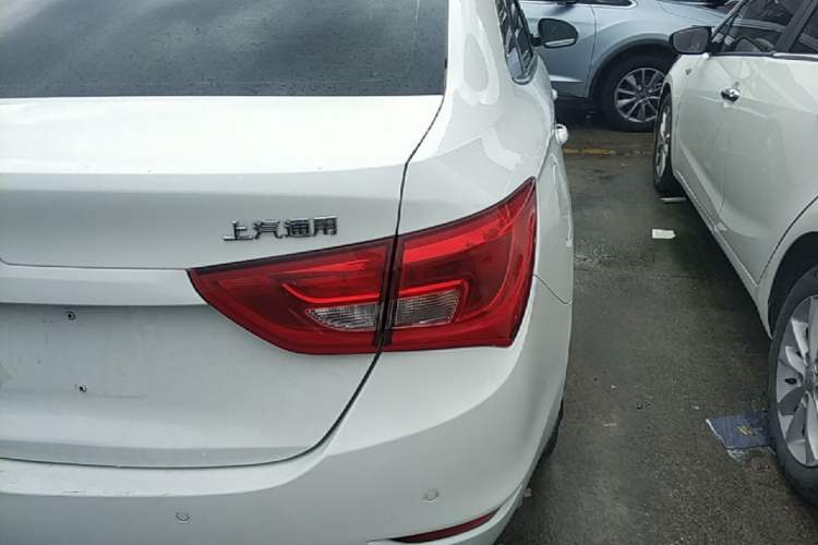 Used Buick GT 2016 15N Automatic Elite Edition Right Rear Taillight