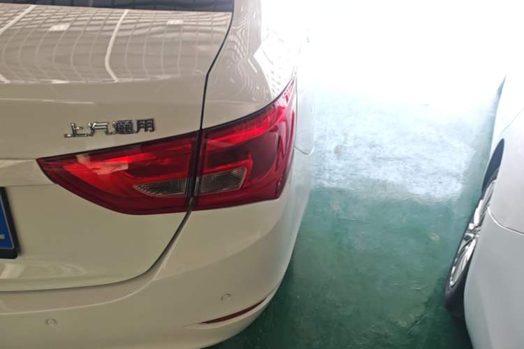 Used Buick GT 2016 15N Automatic Luxury Edition Right Rear Taillight